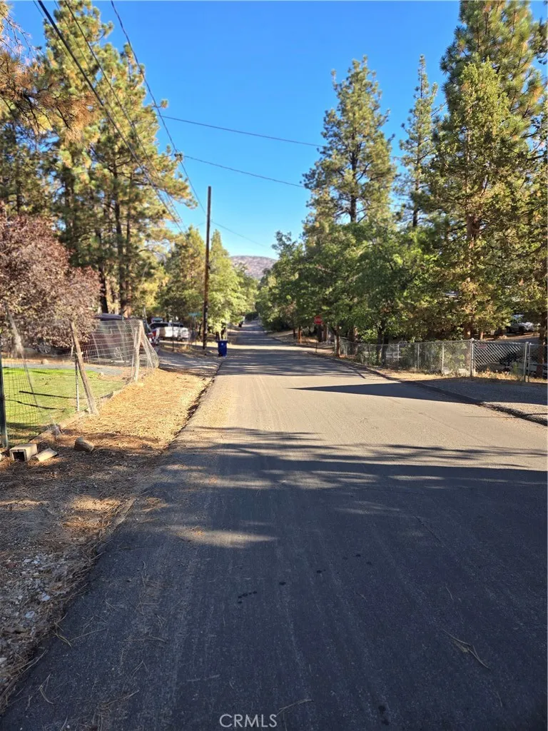 312 Riverside Avenue, Big Bear, California 92386 home-pic-20